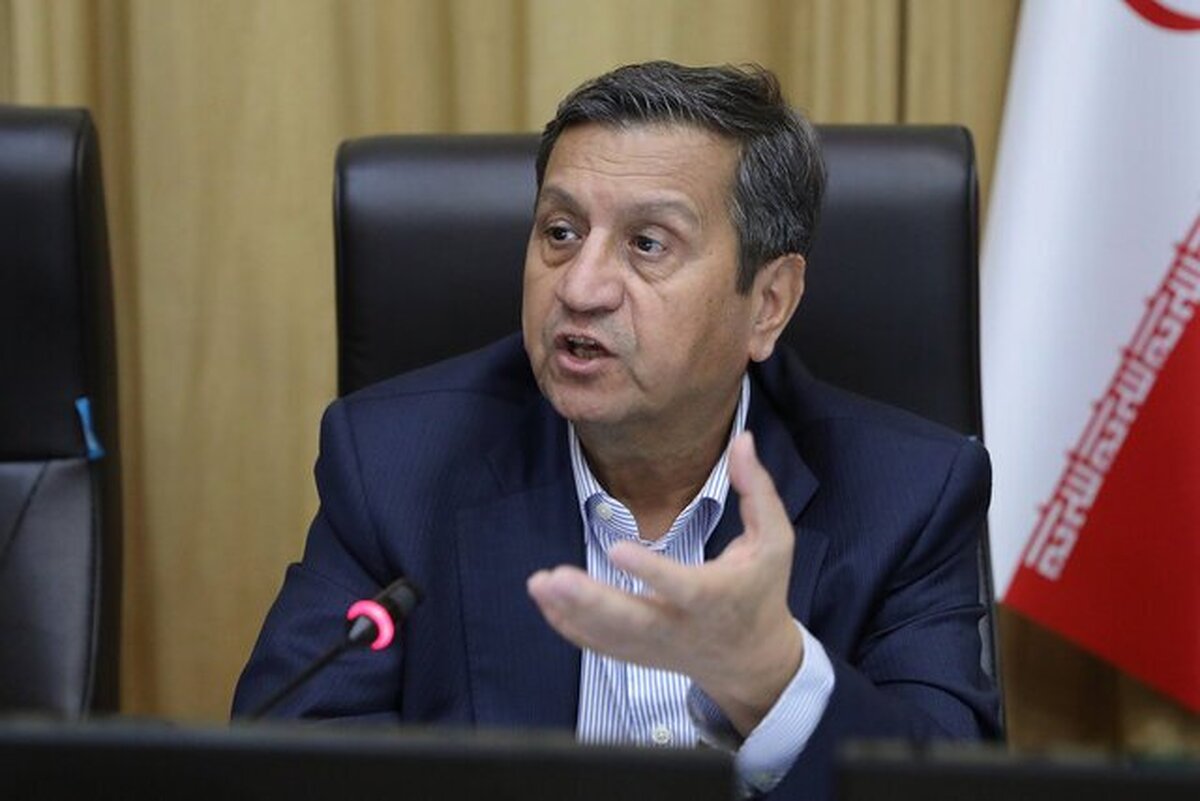 باید فشار مالیاتی را از افراد کم درآمد و مشاغل خرد کم کرد