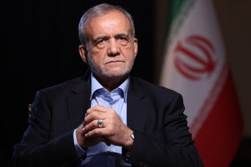 دنیای کودکان نباید به جنگ و قدرت_طلبی بزرگترها آلوده شود