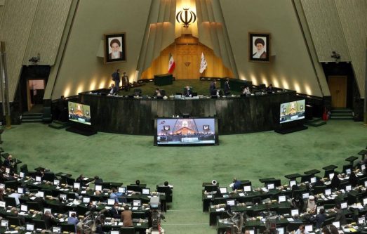 معضل انباشت قانون و قوانینی که فقط تصویب می شوند