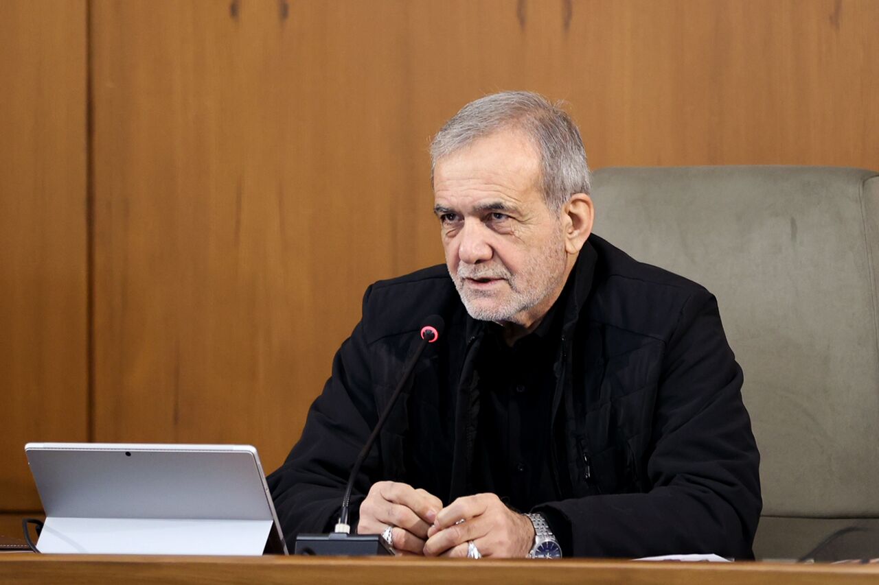 پزشکیان خطاب به استاندار جدید آذربایجان غربی
