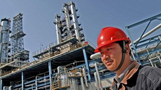 افت تولید پالایشگاه_های چین برای نخستین بار در ۲ دهه اخیر