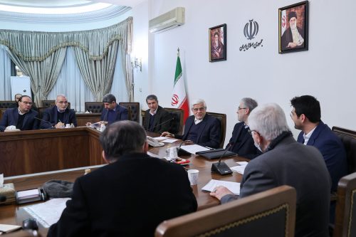 به جای تقبیح مهاجرت جوانان رابطه_شان را با ایران حفظ کنیم
