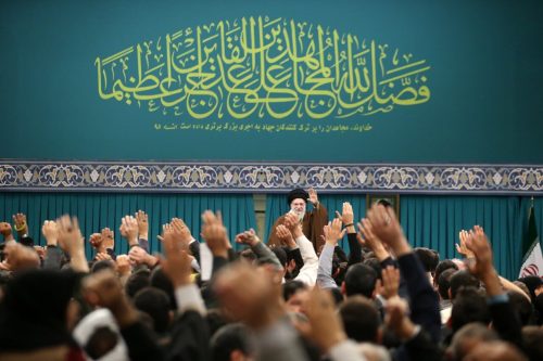 رهبر انقلاب: خونهایی که برای دفاع از حرم ریخته شد هدر نرفت/ پیروزی جبهه حق قطعی است