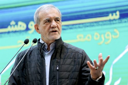 مشکل محیط زیست را حل نکنیم هیچکس امکان زندگی نخواهد داشت
