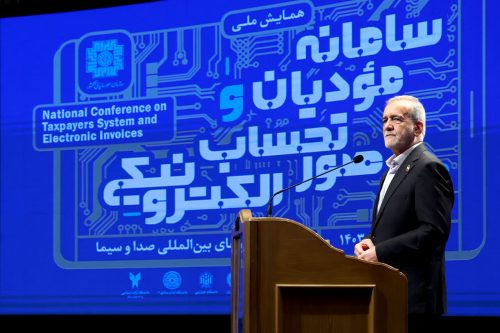 دغدغه اصلی دولت و حاکمیت معیشت مردم است