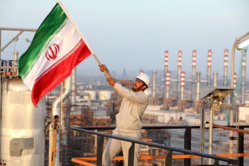 صنعت پالایش روی ریل توسعه رشد تولید بهبود کیفیت توسعه زیرساخت_ها