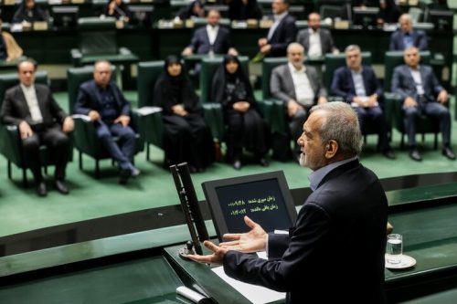 گزارش دولت در جلسه غیرعلنی مجلس امیدبخش بود